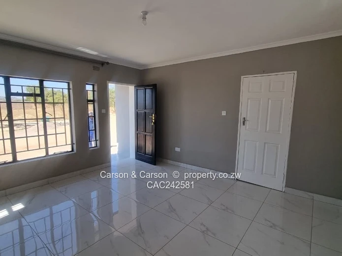 Luxurious living in the heart of Goromonzi  (Sole Mandate)