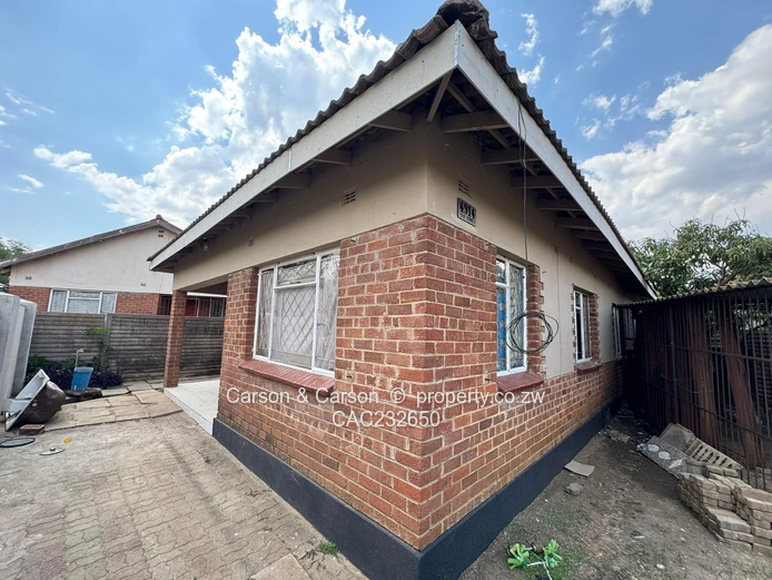 House to rent in Glen View 3