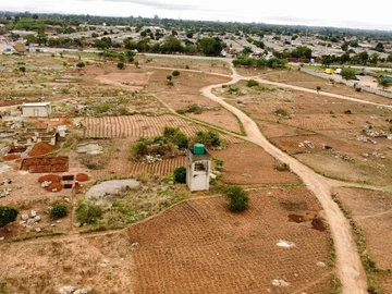 Commercial & Industrial Land