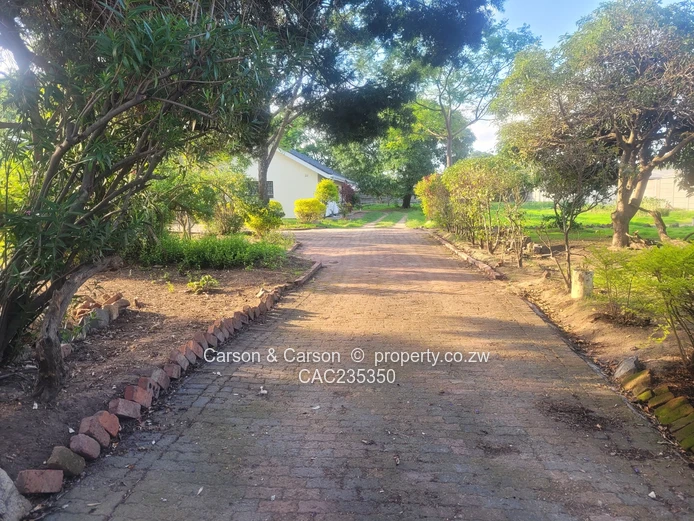 Good Neighbourhood, Close Harare CBD