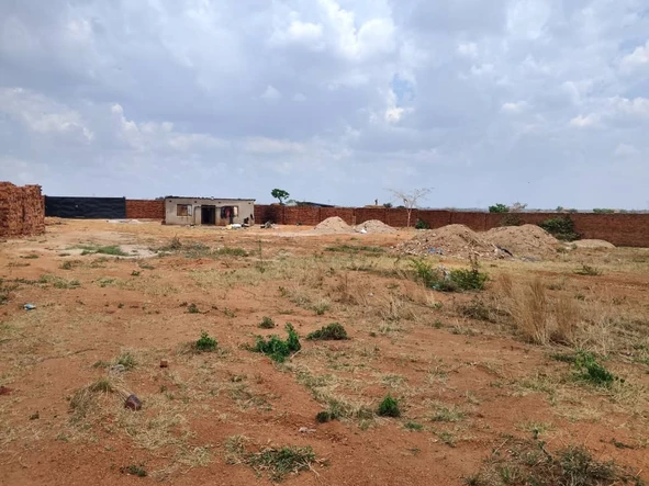 Commercial & Industrial Land
