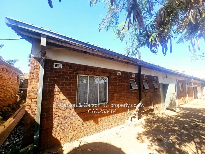 Warehouse in Kuwadzana with Boardroom