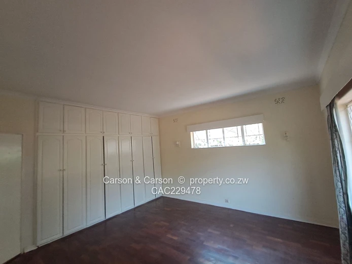 Exclusive Double-Storey Residence on One Acre – Greendale North