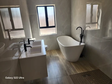3 Bedroom Garden Flat