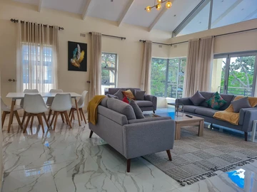 3 Unit Townhouse Complex