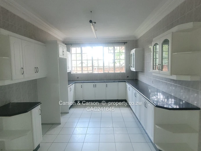 Double Storey Massive & Magnificent Residence located along the famous Folyjon Crescent. 