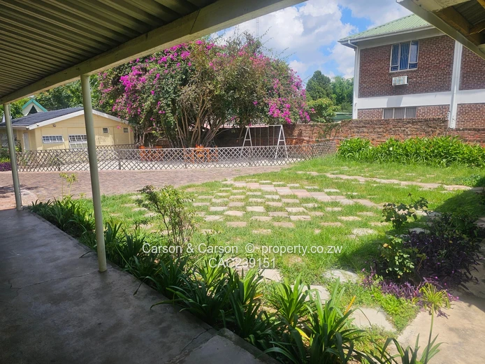 Office space to let in Newlands