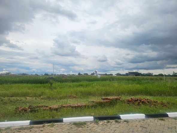 Commercial & Industrial Land