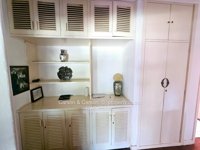 3 beds house for rent