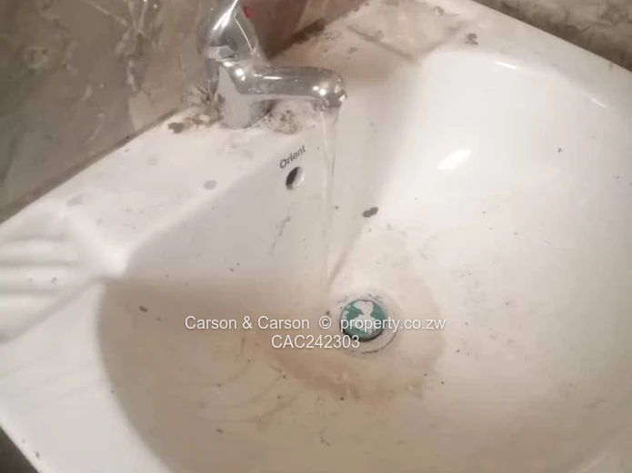 Neat 2 beds cottage for sale 