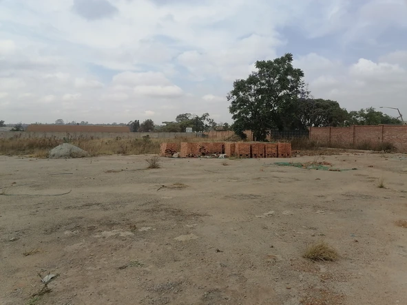 Commercial & Industrial Land
