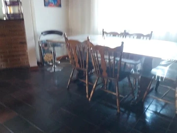 6 Bedroom House