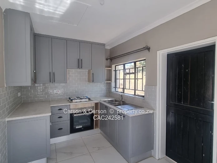 Luxurious living in the heart of Goromonzi  (Sole Mandate)