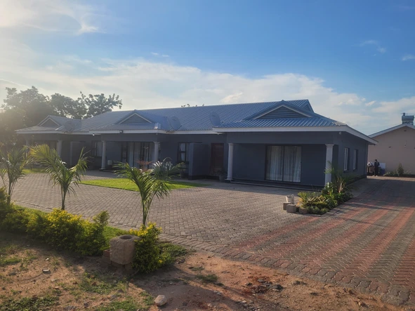 3 Bedroom Garden Flat