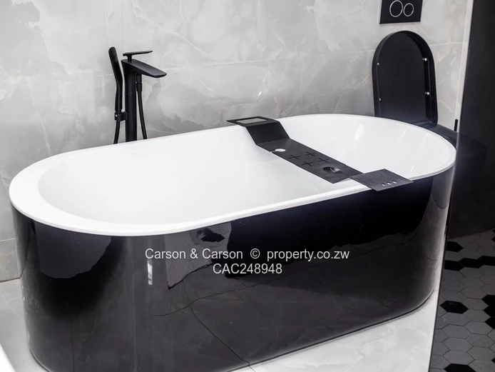 Modern Fully Furnished 3-Bed Townhouse in Borrowdale 