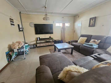 2 Bedroom Garden Flat