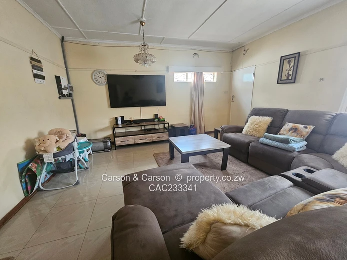 Garden flat close to all amenities 