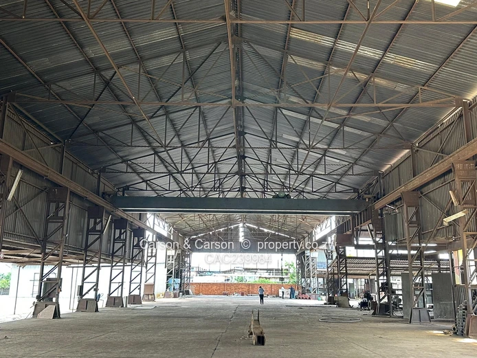 Huge Industrial Property 