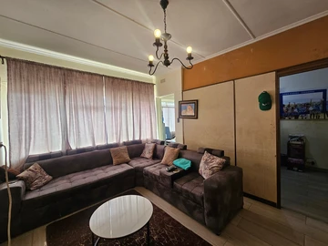 Flat & Apartment