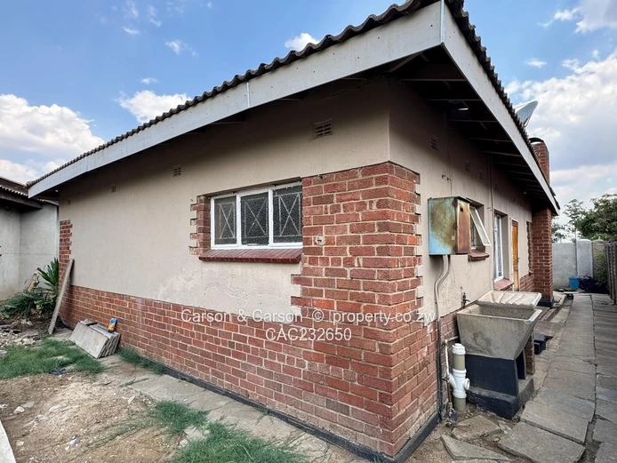 House to rent in Glen View 3