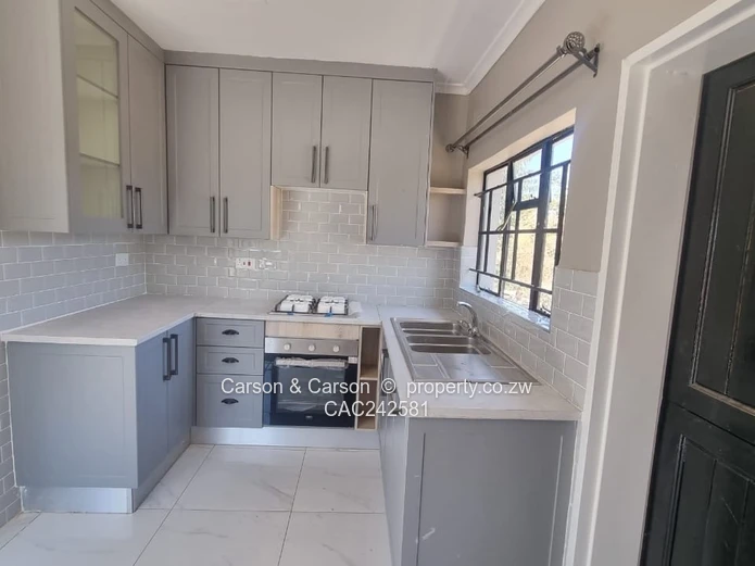 Luxurious living in the heart of Goromonzi  (Sole Mandate)