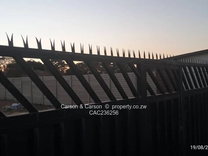 Walled & Gated 1,000m² Stand in Prospect 