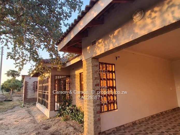 Secure 4-Bed Budiriro Home with Verandah & Water Tank