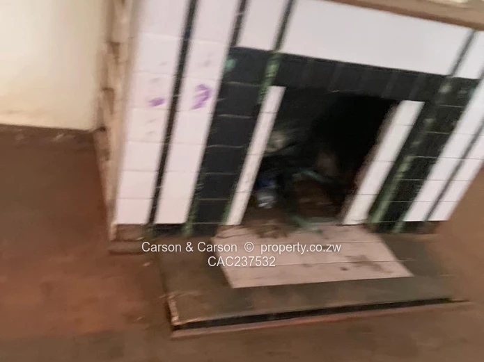 Good buy house for sale in Greendale 