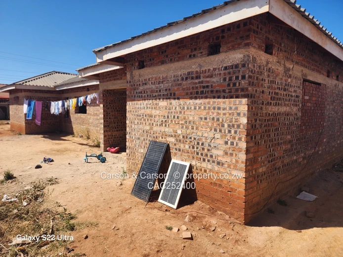 Fairview Ruwa: 4-Bed Unfinished Brick Home on Main Rd