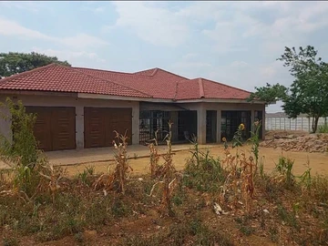 6 Bedroom House