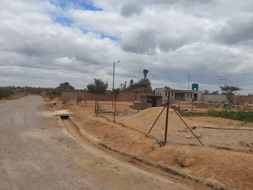 Stands & Residential Land