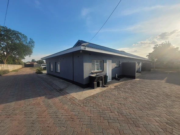 3 Bedroom Garden Flat