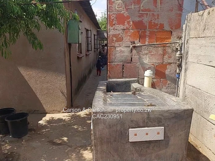 Surrounded by all amenities  (Sole Mandate)