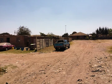 Commercial & Industrial Land