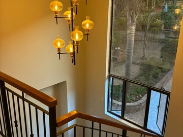 6 Bedroom House