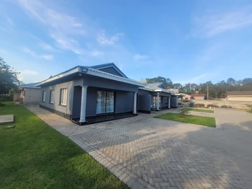 2 Bedroom Garden Flat