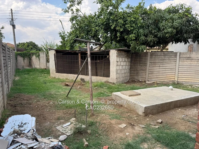 House to rent in Glen View 3