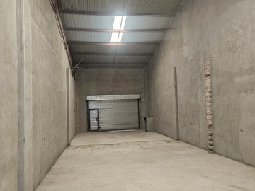 Warehouse & Factory