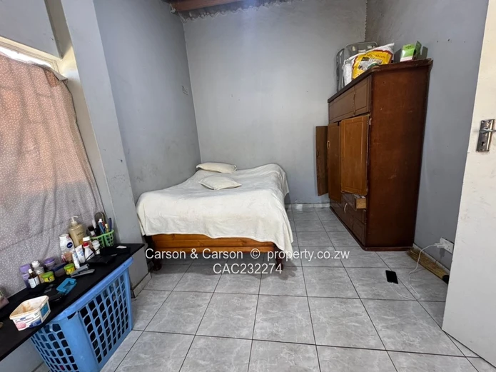 House to share in Budiriro close to the shopping centre (Sole Mandate)