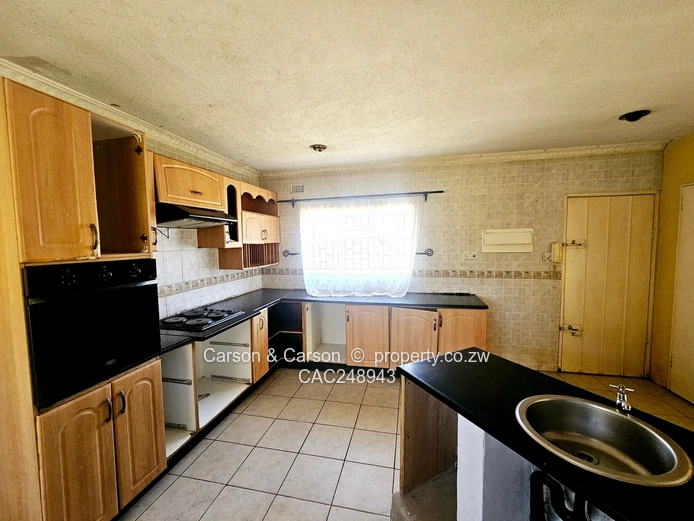 5 bed house for rent