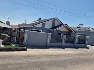 4 Bedroom Townhouse Complex