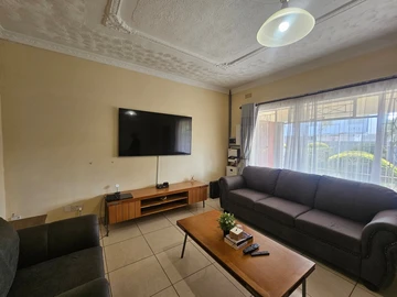 2 Bedroom Garden Flat
