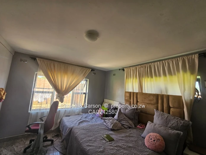 3-Bed Townhouse in Marlborough with Borehole