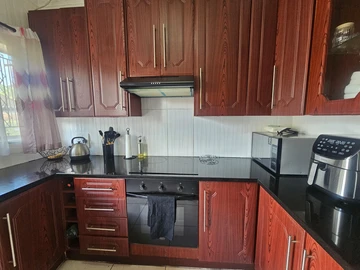 2 Bedroom Garden Flat