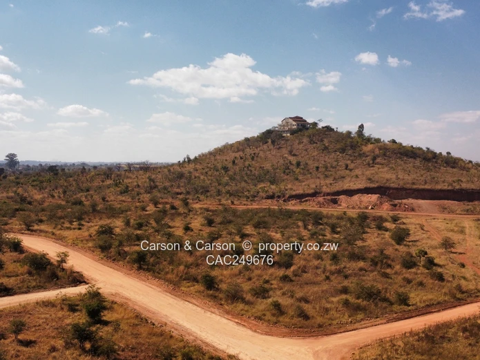 300m² Stand in Spitzkop — Panoramic Views & Services