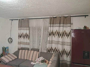 2 Bedroom Flat & Apartment