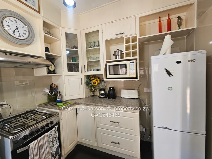 Fully furnished duplex apartment in Avondale 