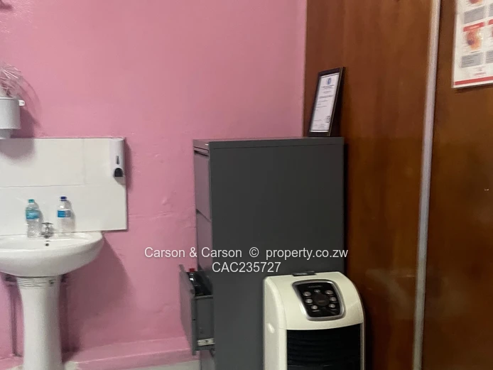 INVESTORS DELiGHT :  Surgery , clinic and  Dentistry on Sale 