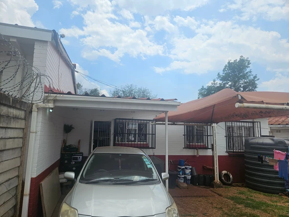 2 Bedroom Garden Flat