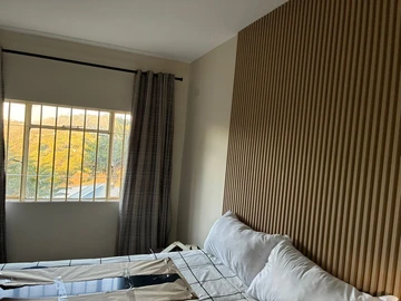 6 Bedroom House